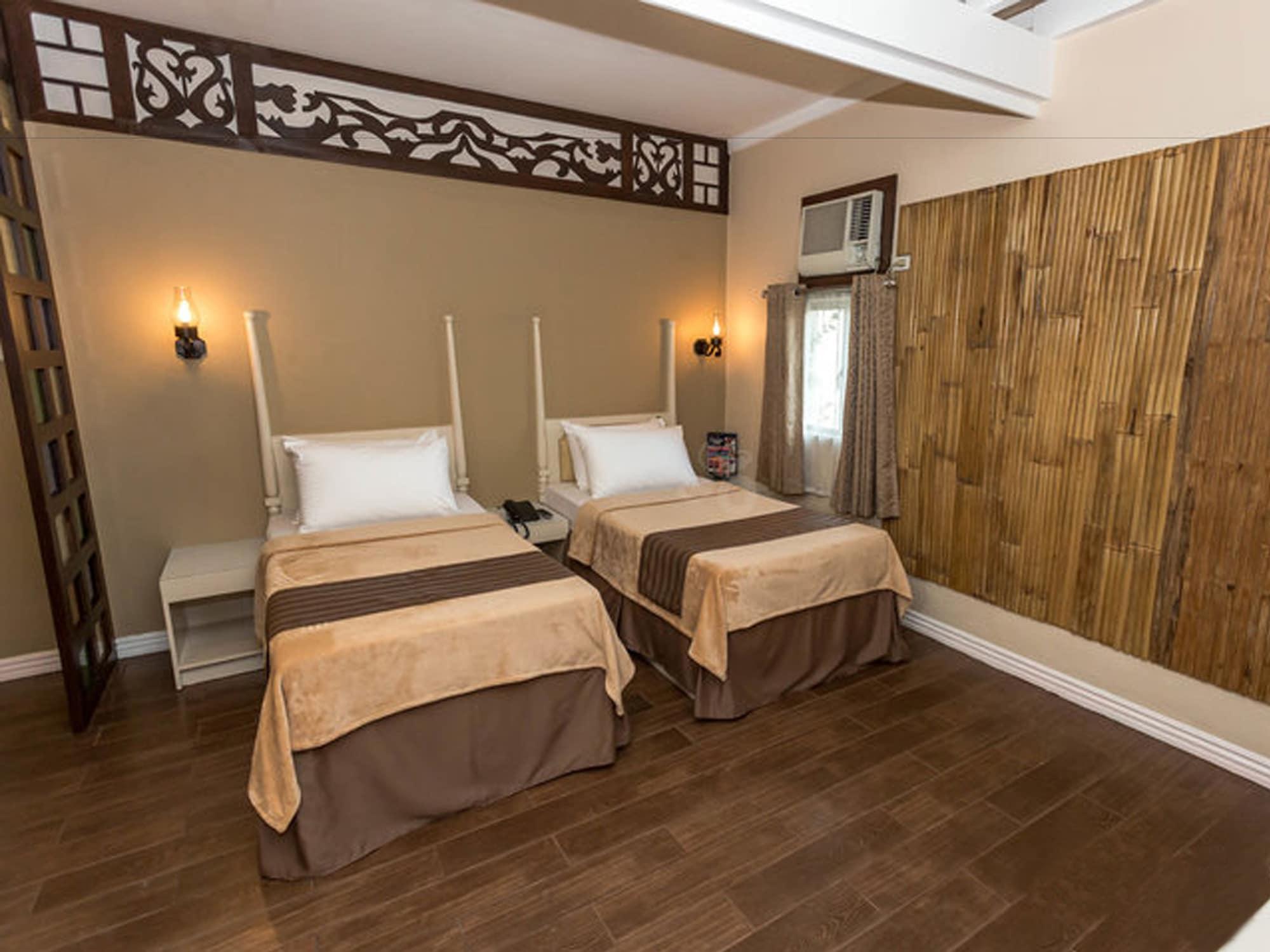 Urban Travellers Hotel Pasay Exterior photo